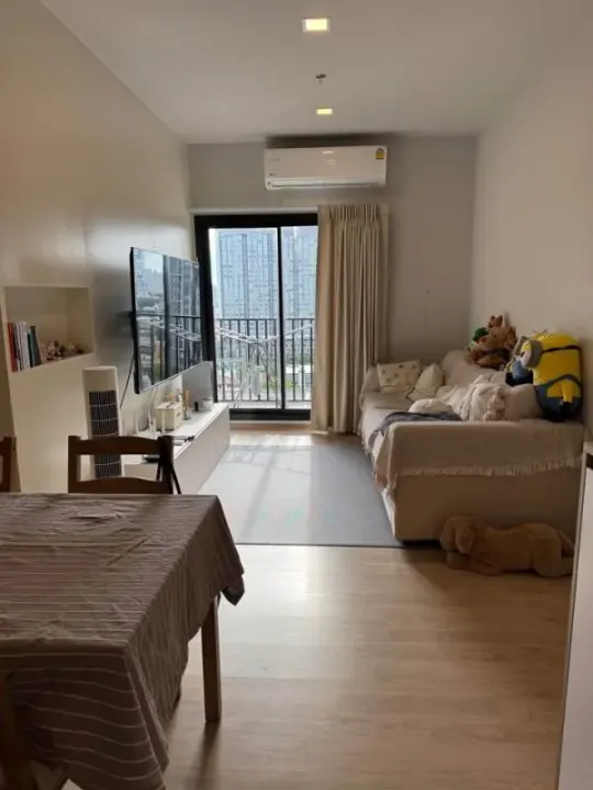 Property photos for Metris Pattanakarn