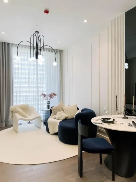 Property photos for Muniq Langsuan