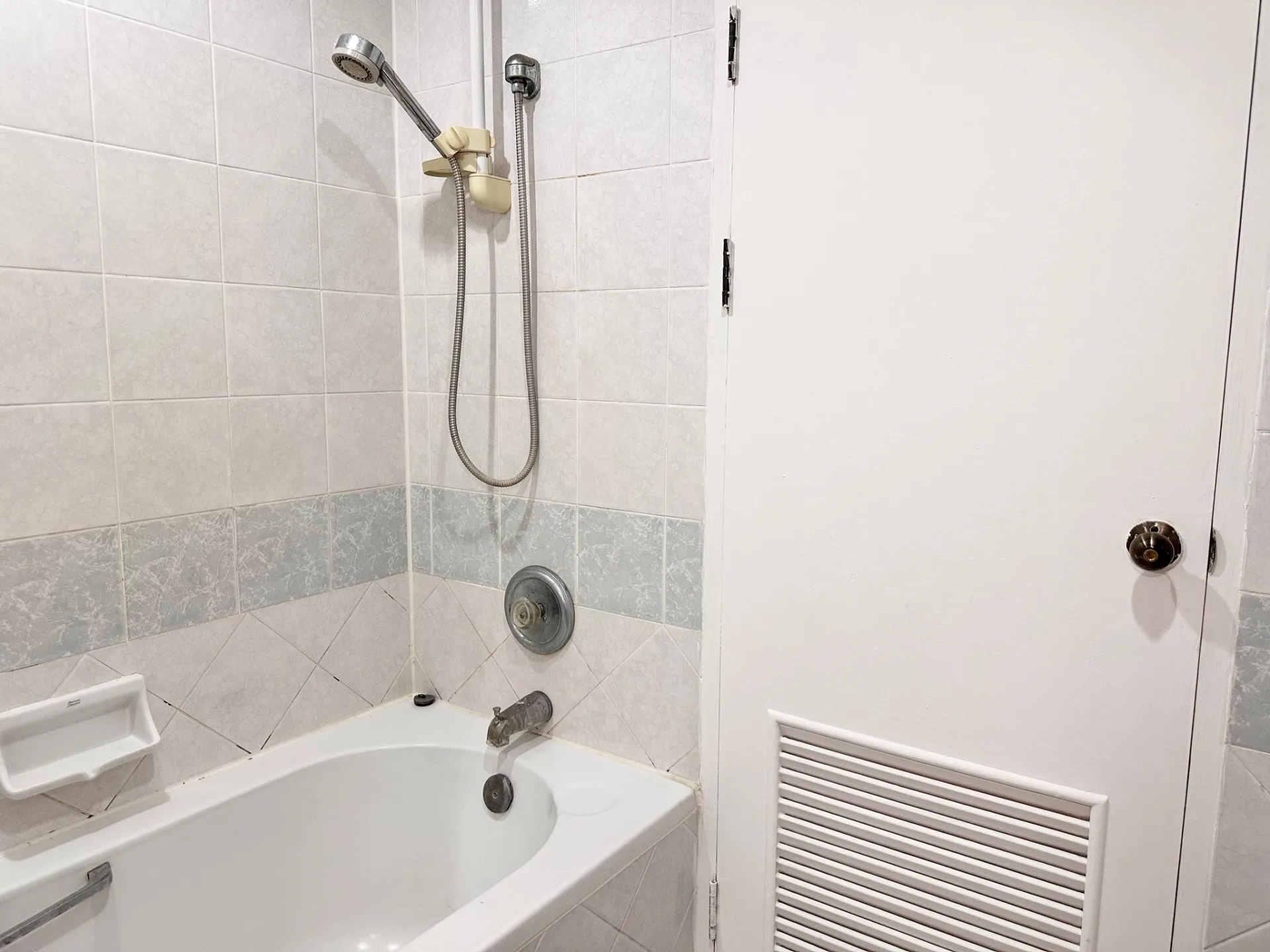 Property photos for The Royal Place 2