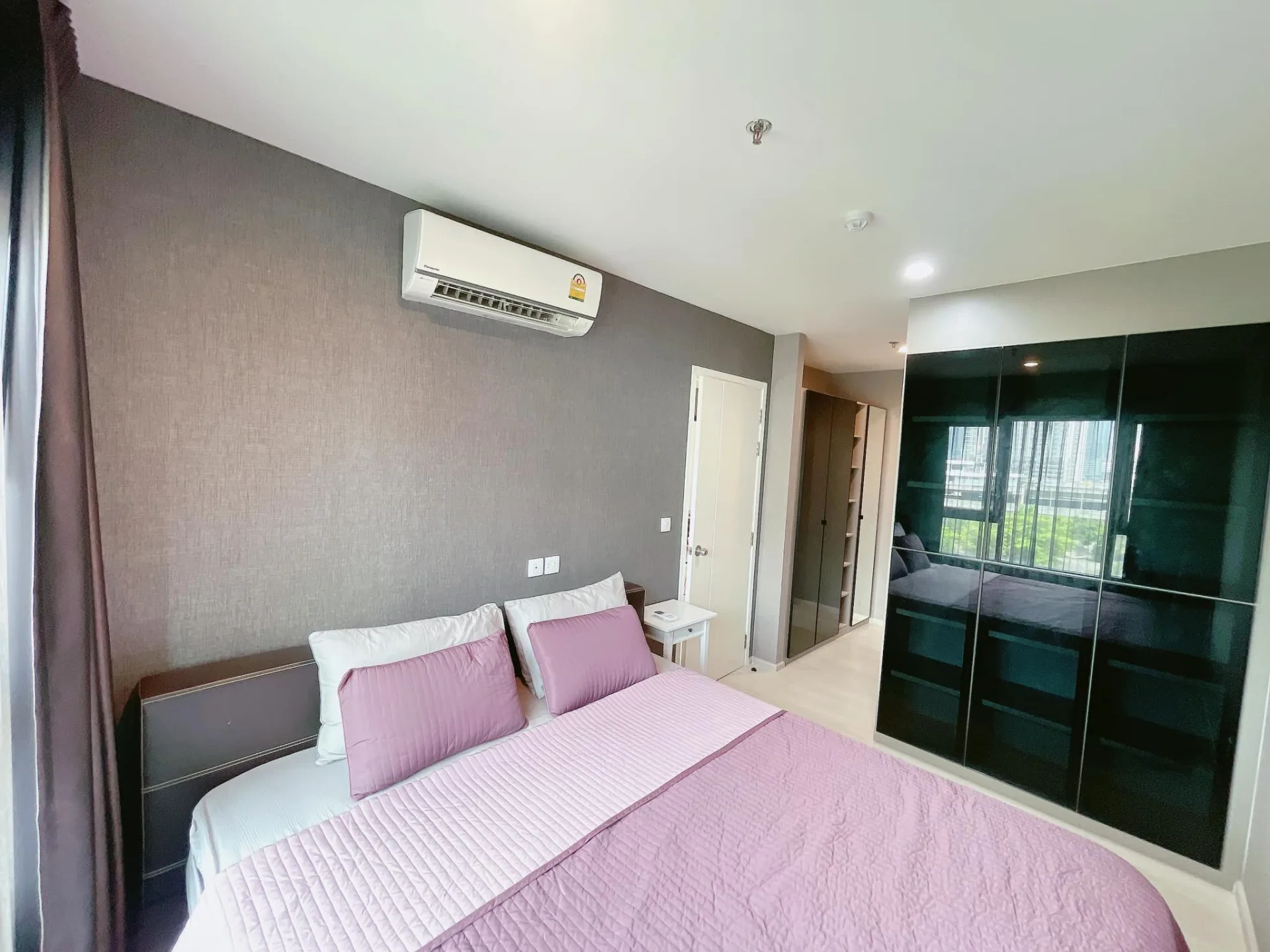 Property photos for Life Asoke