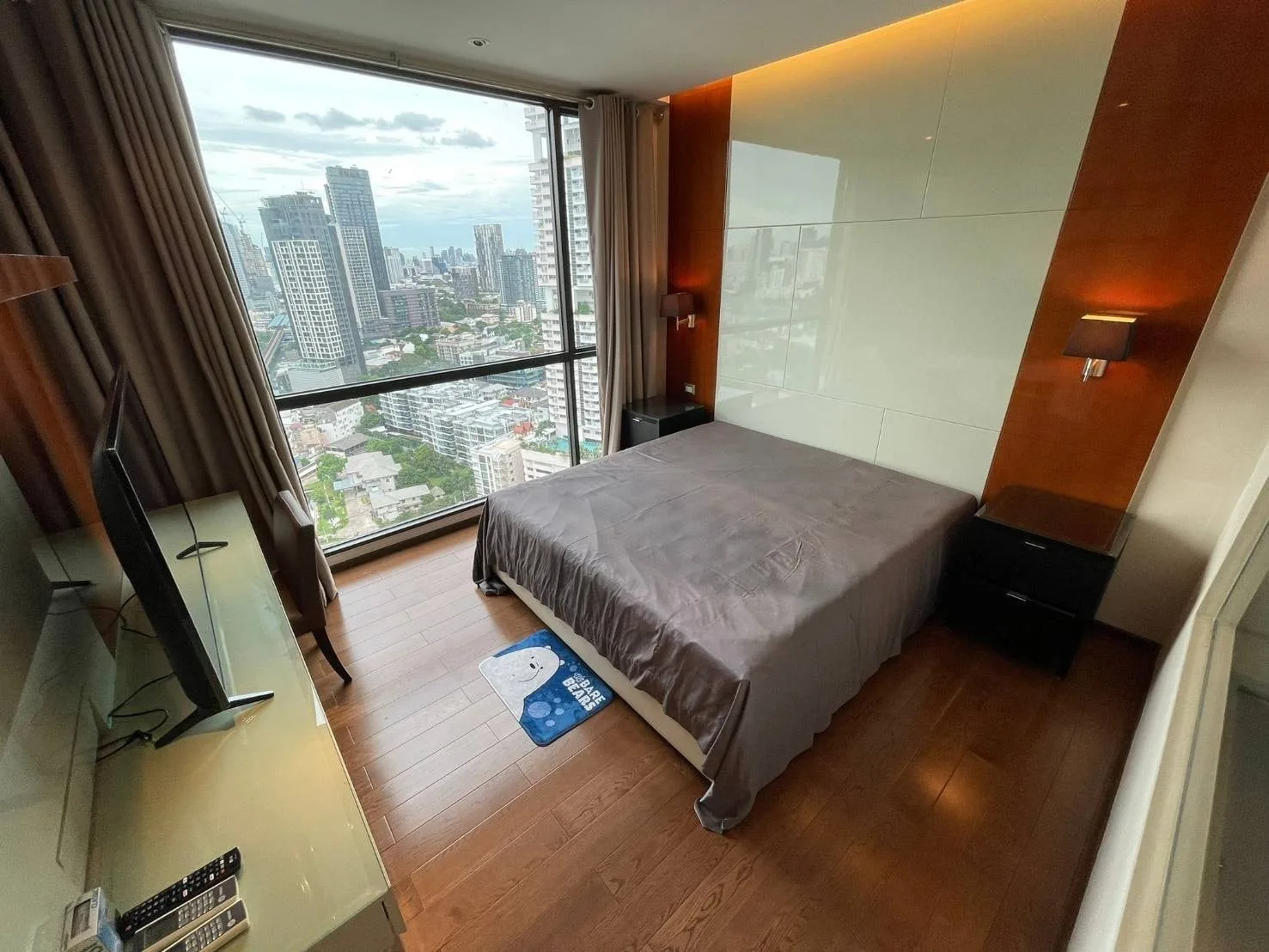 Property photos for The Address Sukhumvit 28