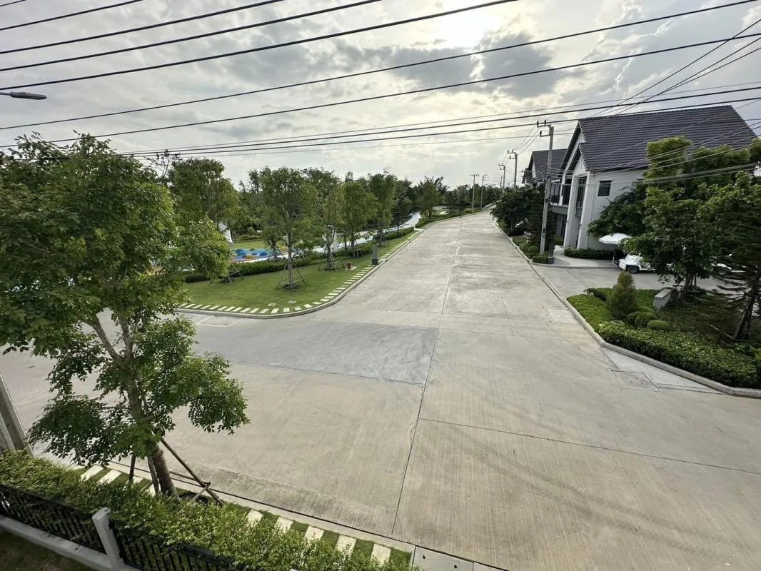 Property photos for Centro Bangna - Km.7
