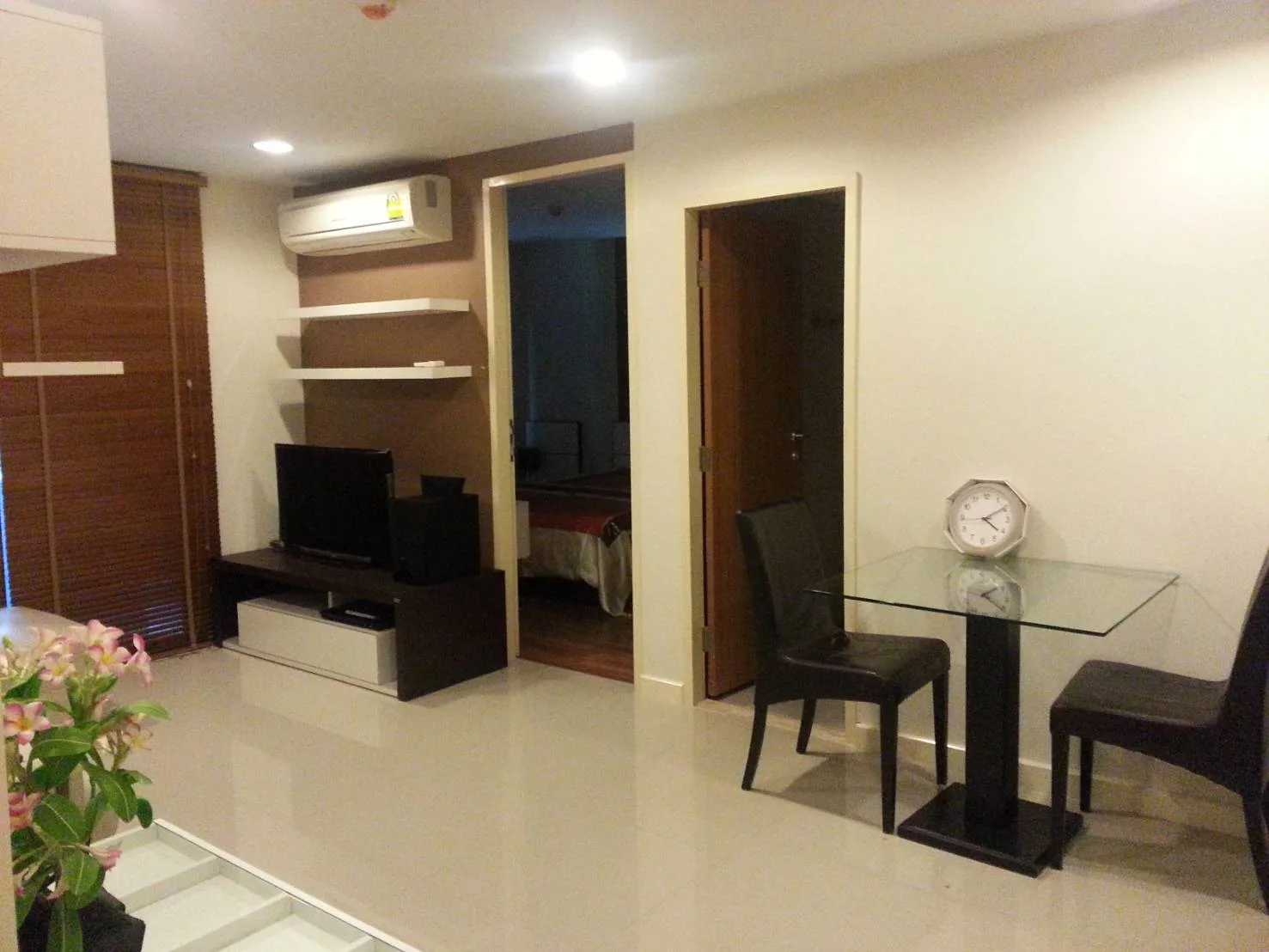 Property photos for Zenith Place Sukhumvit 42
