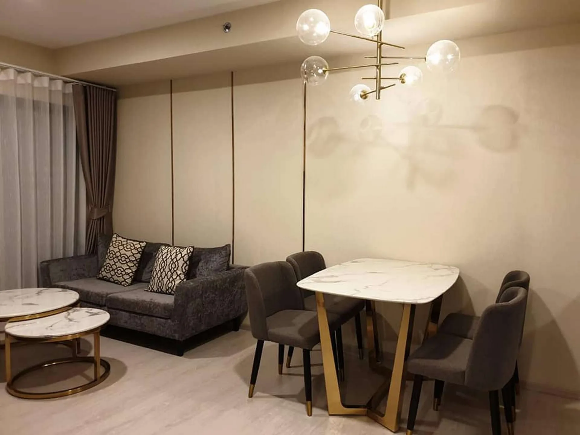 Property photos for Knightsbridge Phaholyothin - Interchange