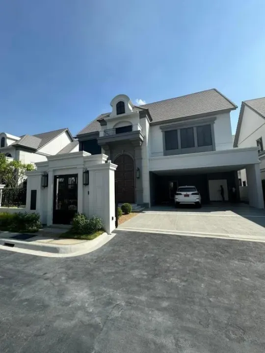 Property photos for Narasiri Phahol-watcharapol