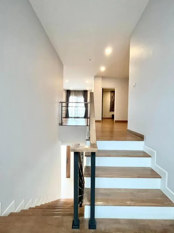 Property photos for Centro Phahol-viphawadee
