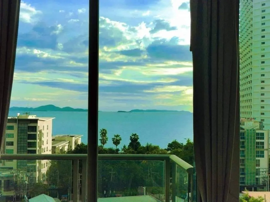 Property photos for The Riviera Wongamat Beach