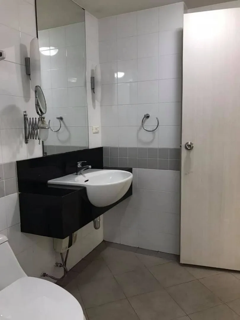 Property photos for Plus 67