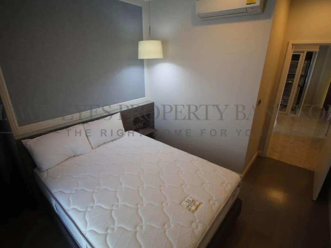 Property photos for The Crest Sukhumvit 34