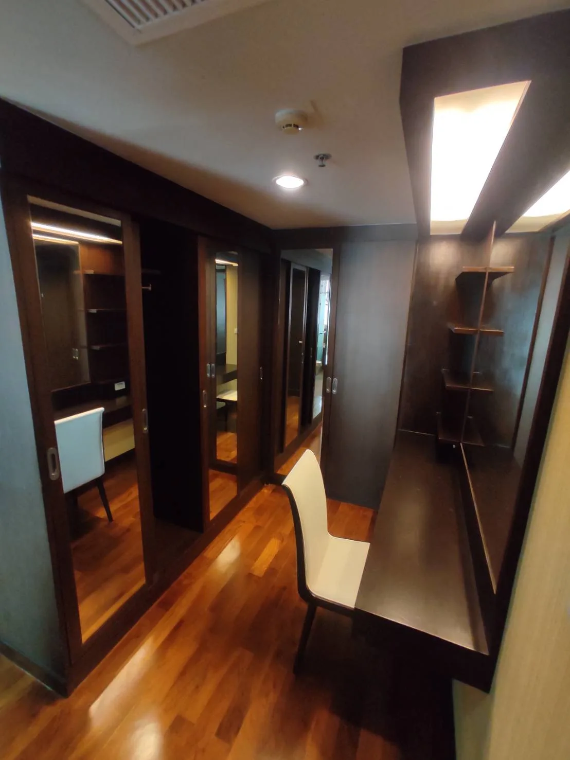 Property photos for Richmond Hills Residence Thonglor 25