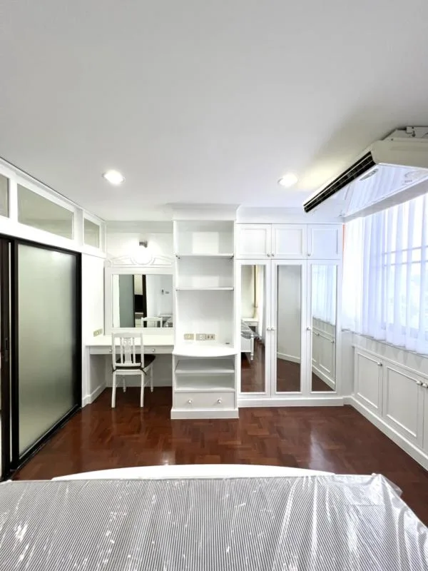 Property photos for Supalai Place