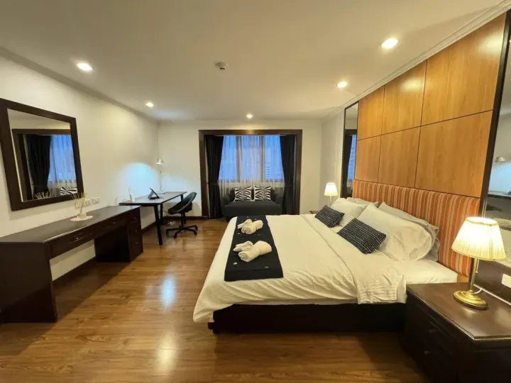 Property photos for Omni Tower Sukhumvit Nana