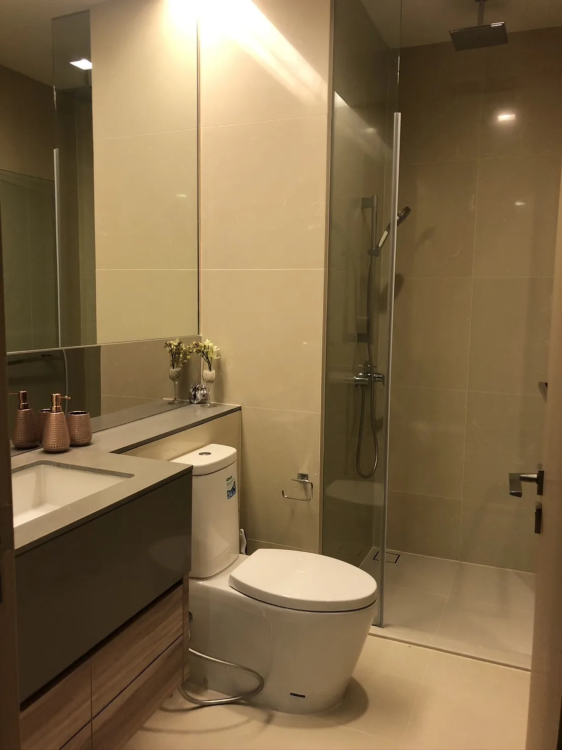 Property photos for The Esse Asoke