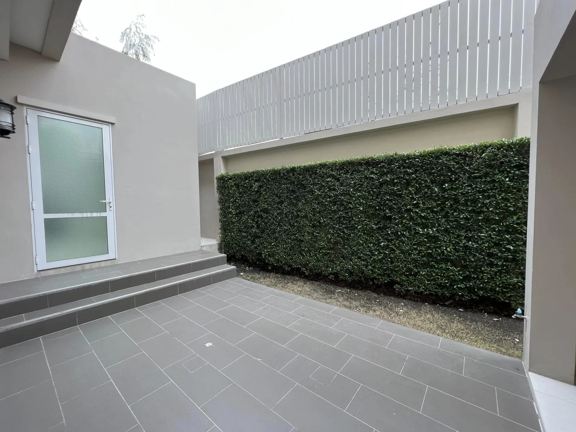 Property photos for Welton University, Rama 3