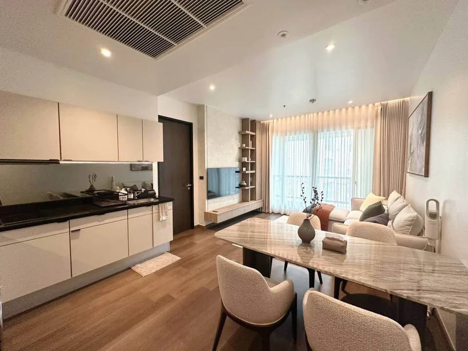 Property photos for The Address Chidlom