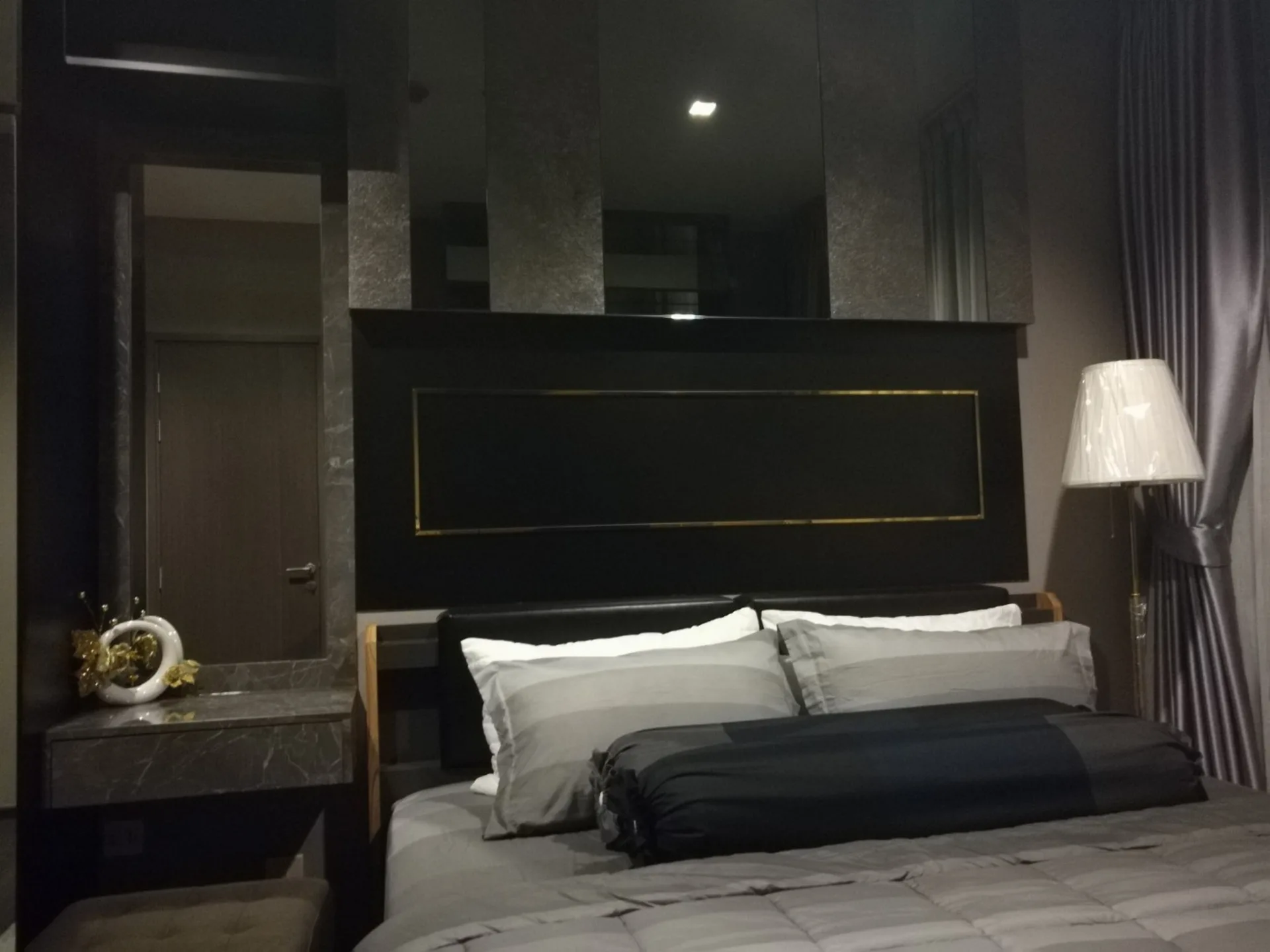 Property photos for Edge Sukhumvit 23