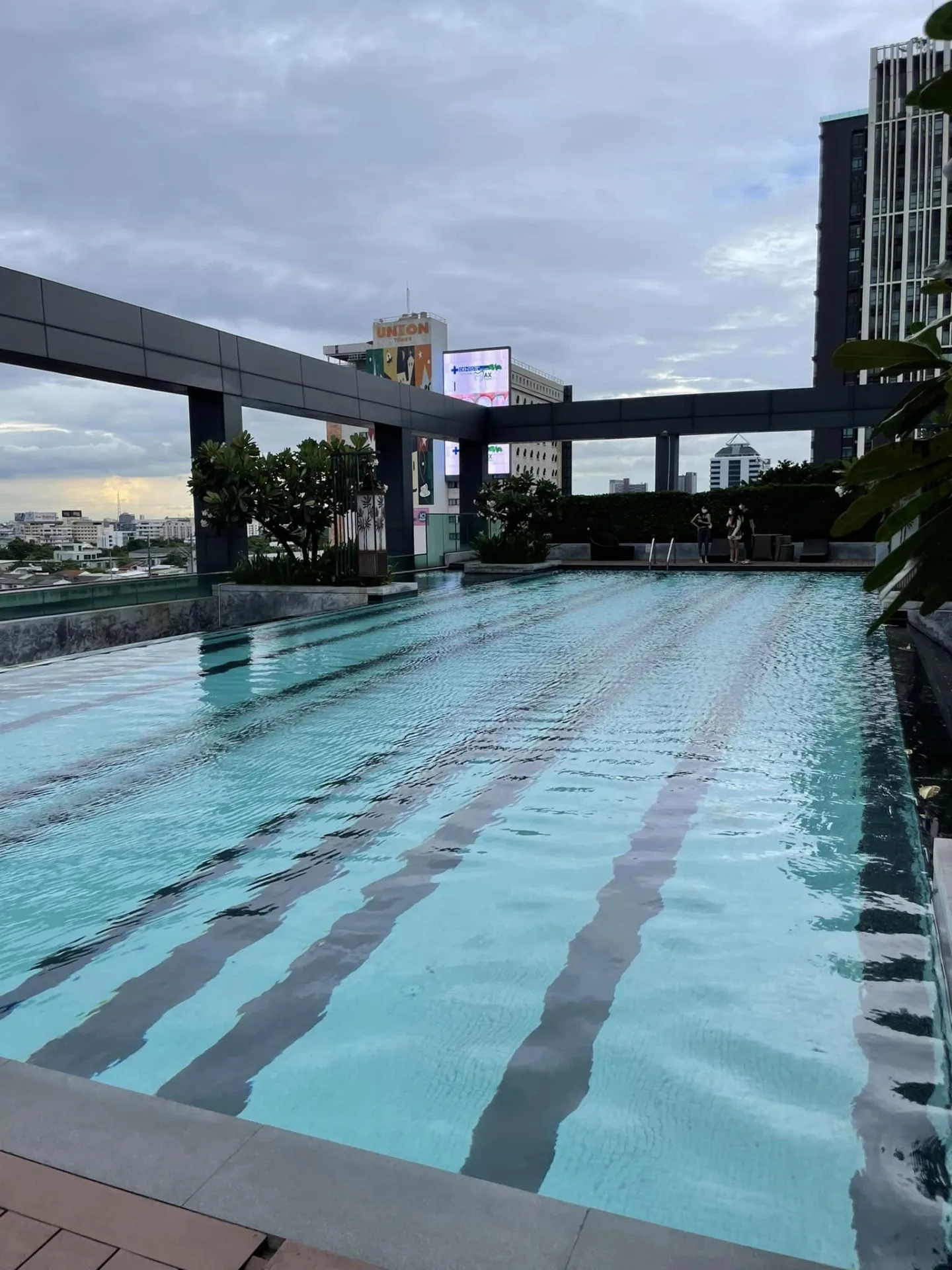 Property photos for Thru Thonglor