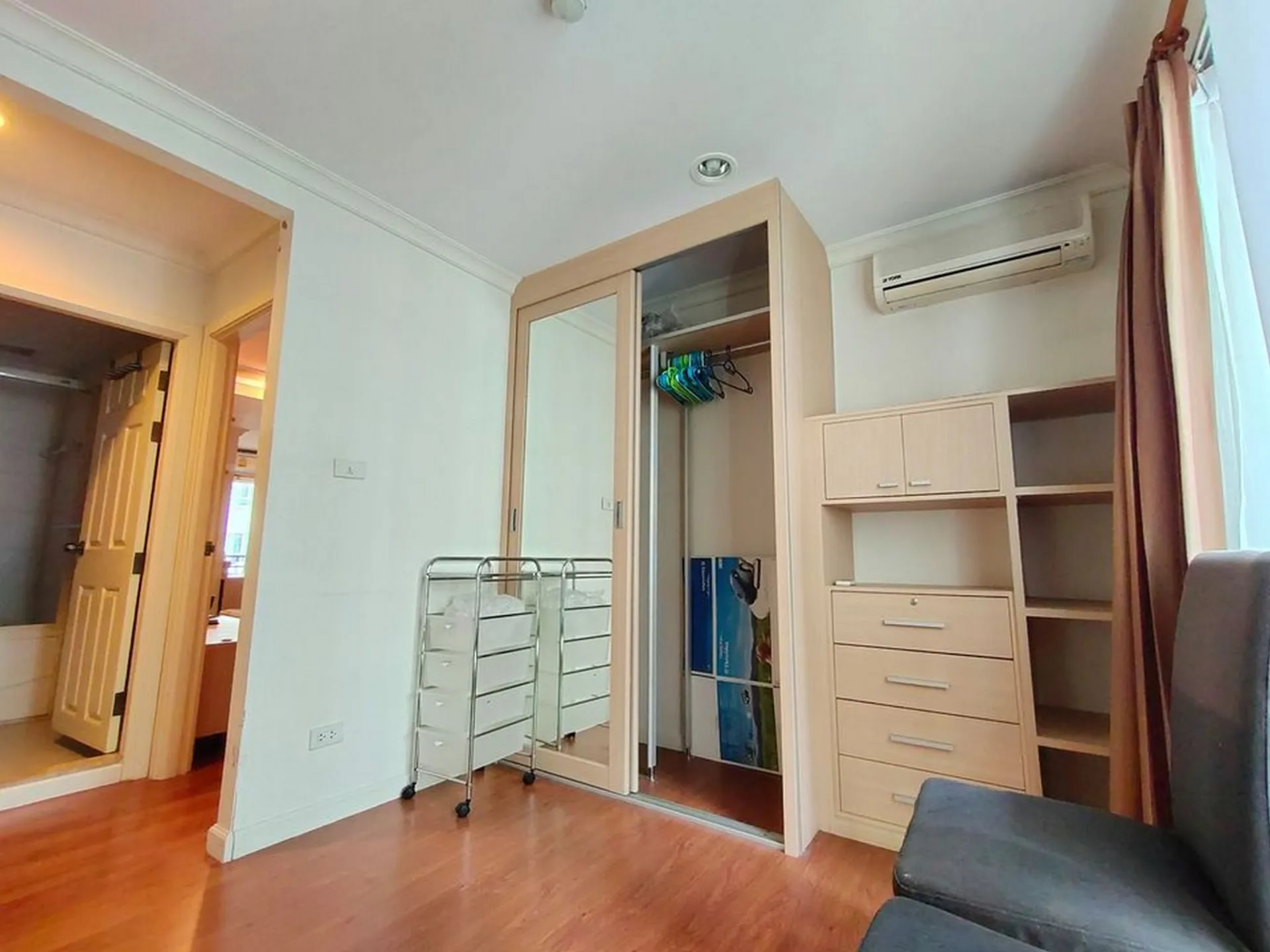 Property photos for Lumpini Suite Sukhumvit 41
