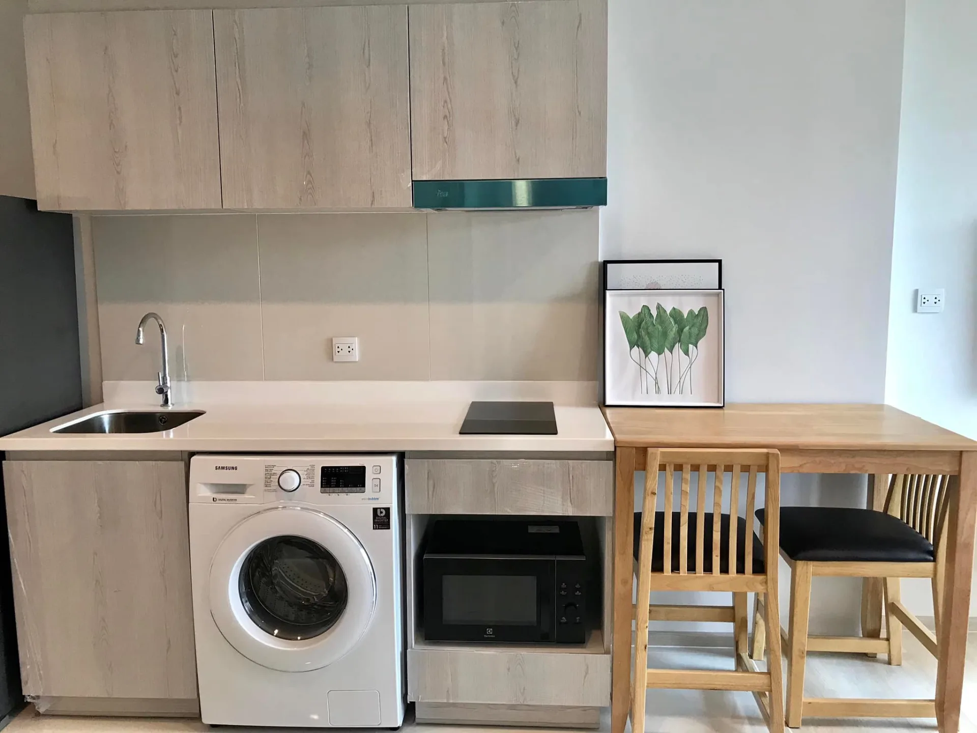 Property photos for Life One Wireless