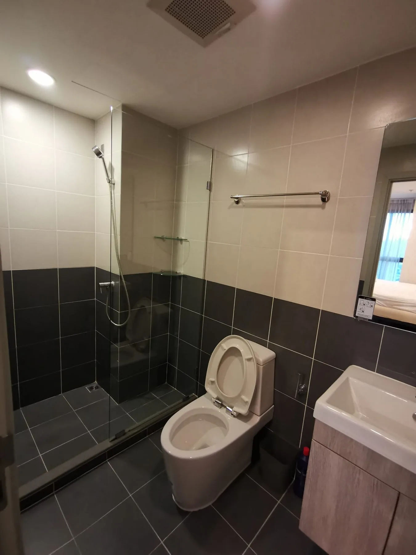 Property photos for Ideo Mobi Charan Interchange