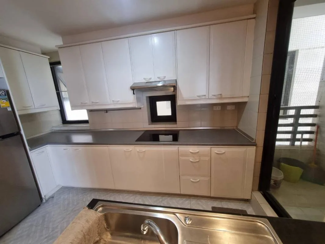 Property photos for Baan Piya Sathorn