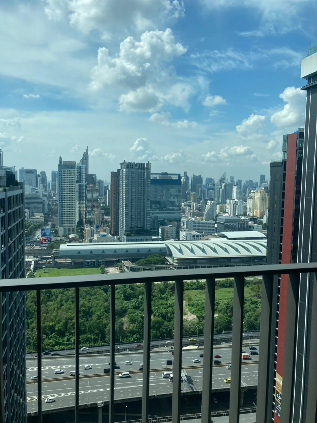 Property photos for LIFE Asoke - Rama 9