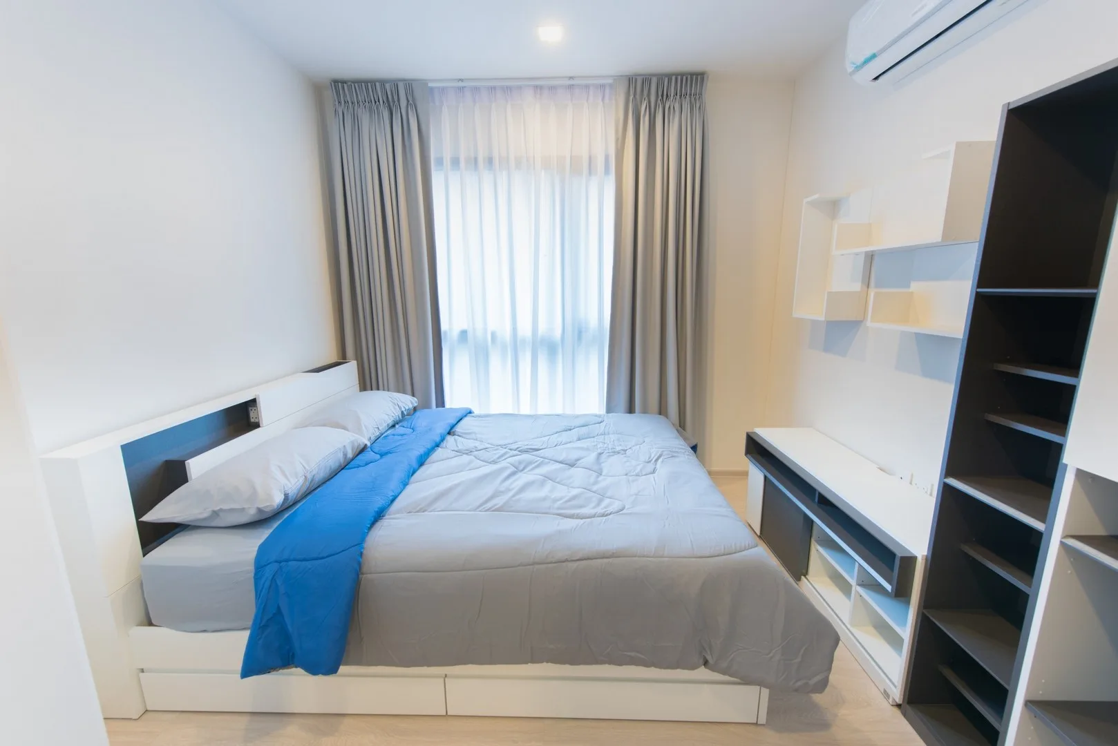 Property photos for Life Sukhumvit 48