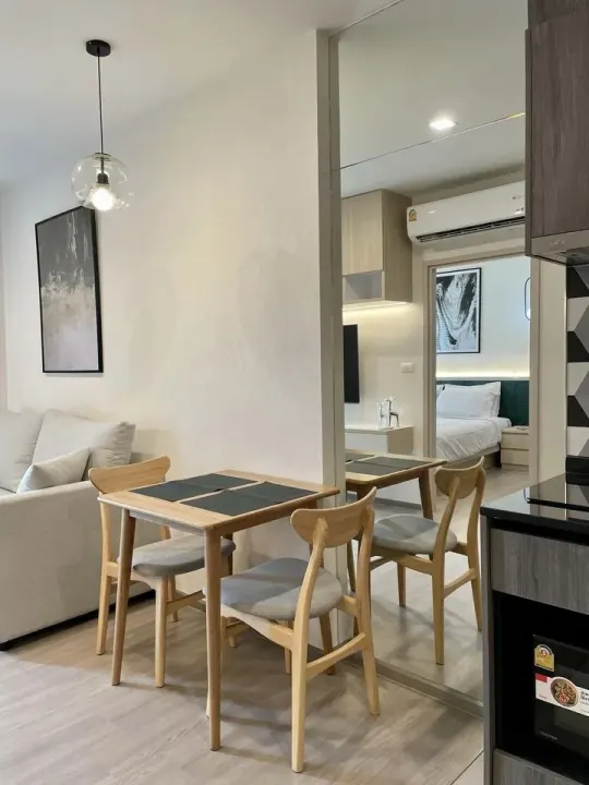 Property photos for The Base Phetchaburi-thonglor