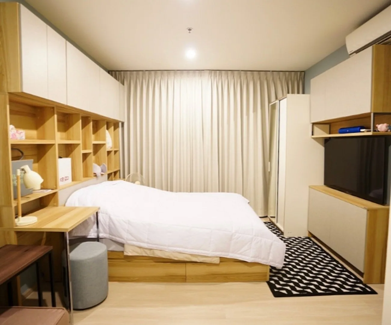 Property photos for Life Asoke