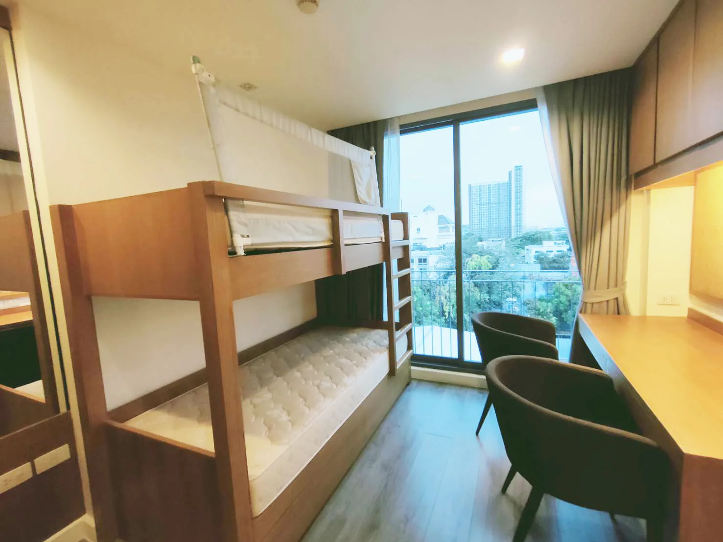 Property photos for The Room Sukhumvit 40