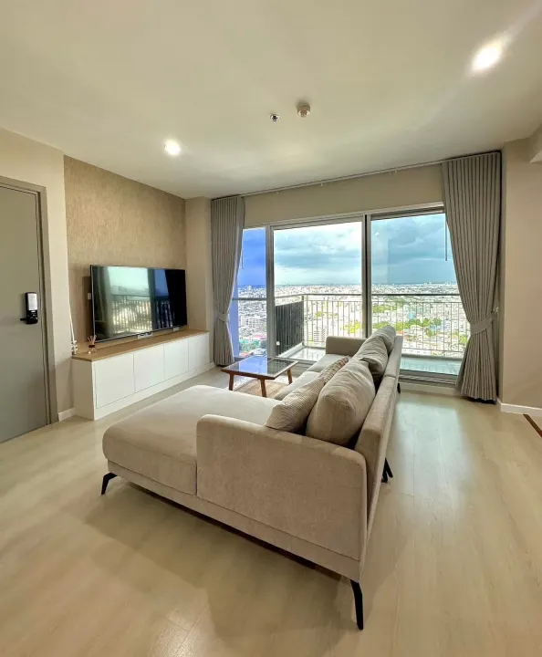 Property photos for Life Ratchadapisek