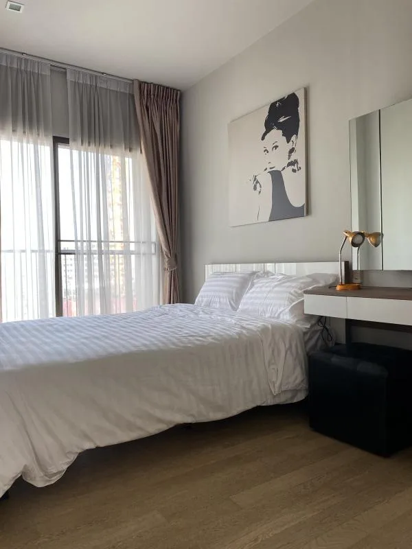 Property photos for Noble Refine