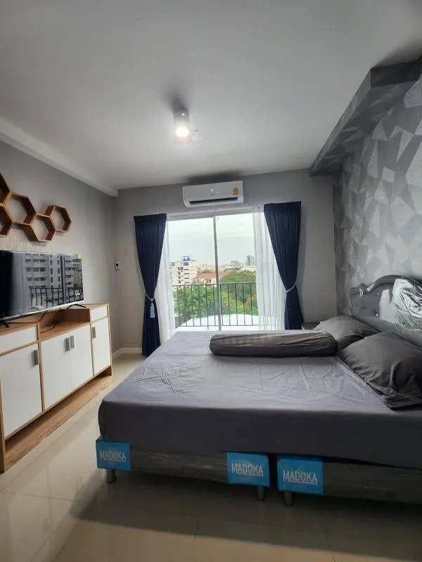 Property photos for The Prive Ratchadapisek 30