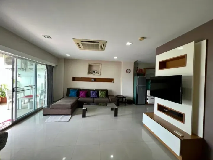 Property photos for Aree Place Phahonyothin