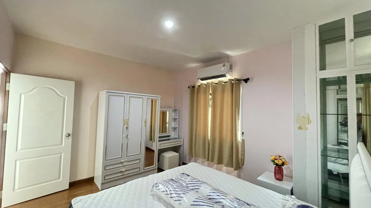 Property photos for Baan Lalin The Young-Executive