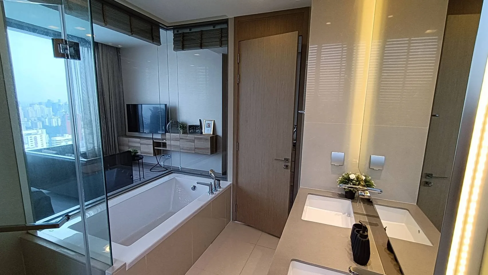 Property photos for The Esse Asoke