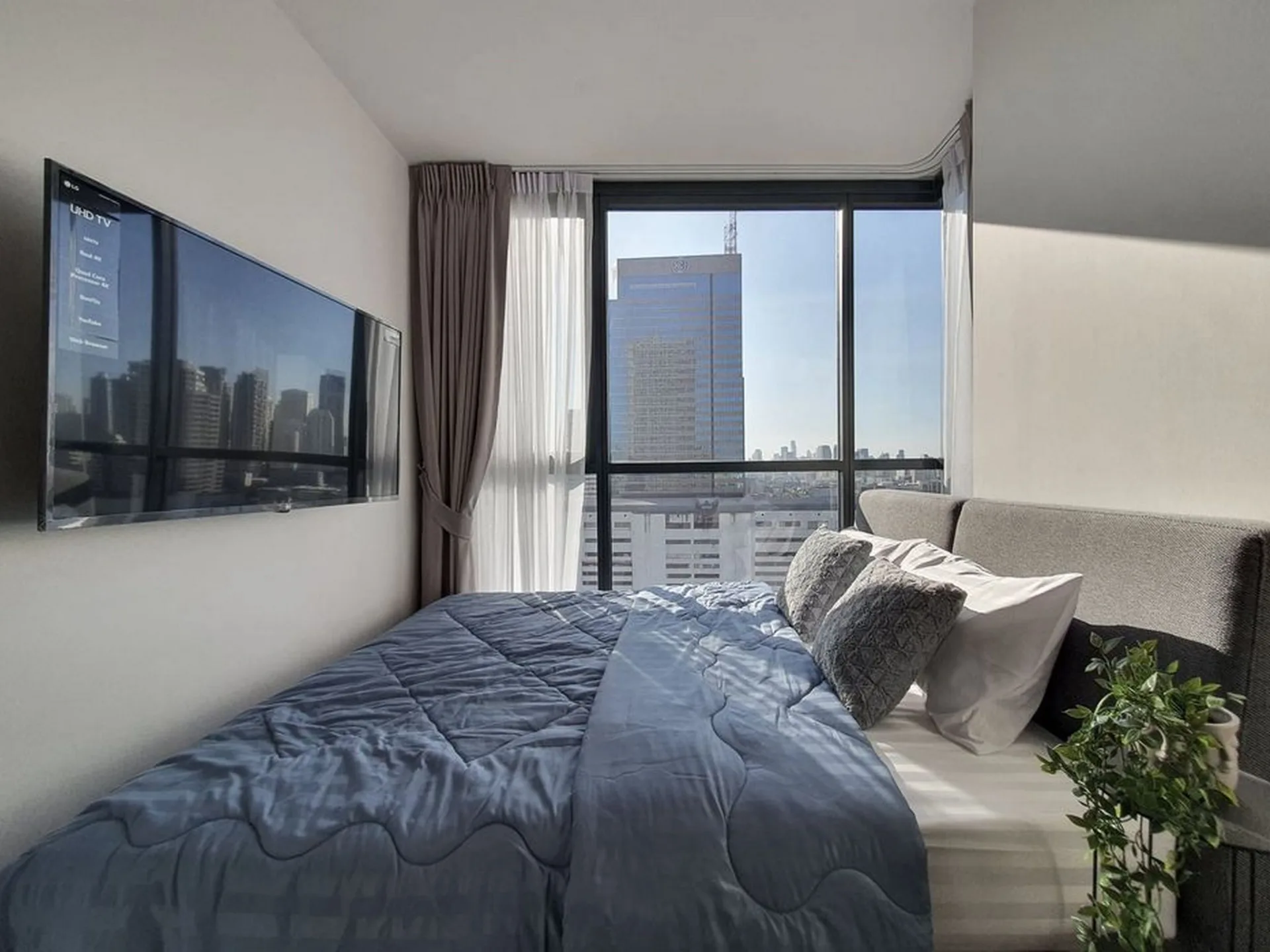 Property photos for OKA HAUS Sukhumvit 36