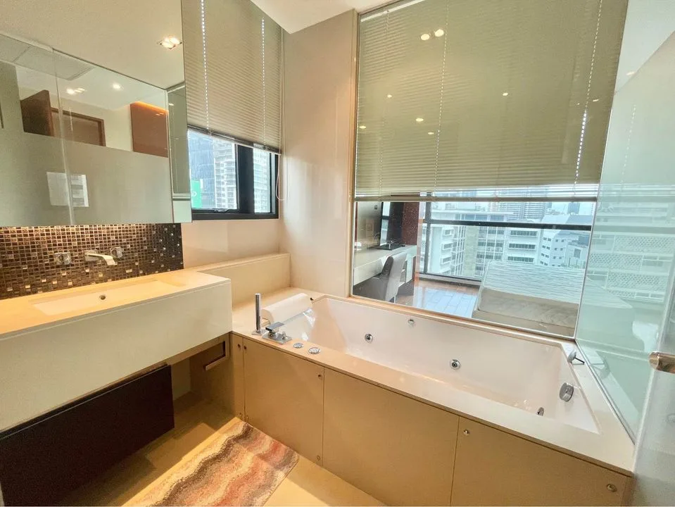 Property photos for The Address Sukhumvit 28