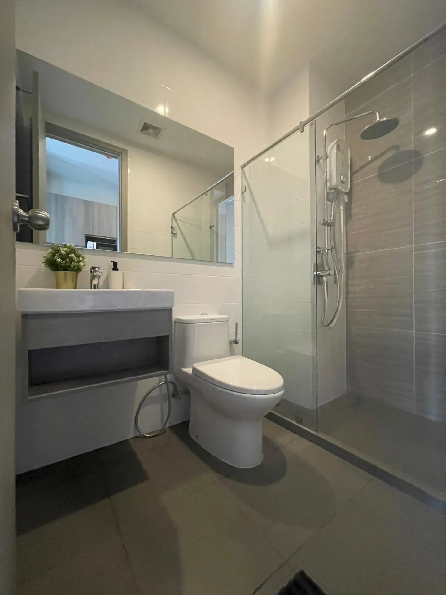 Property photos for Knightsbridge Prime Onnut