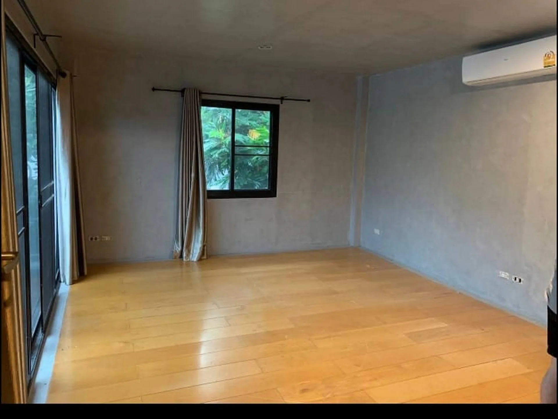 Property photos for Noble Tara Town in Town