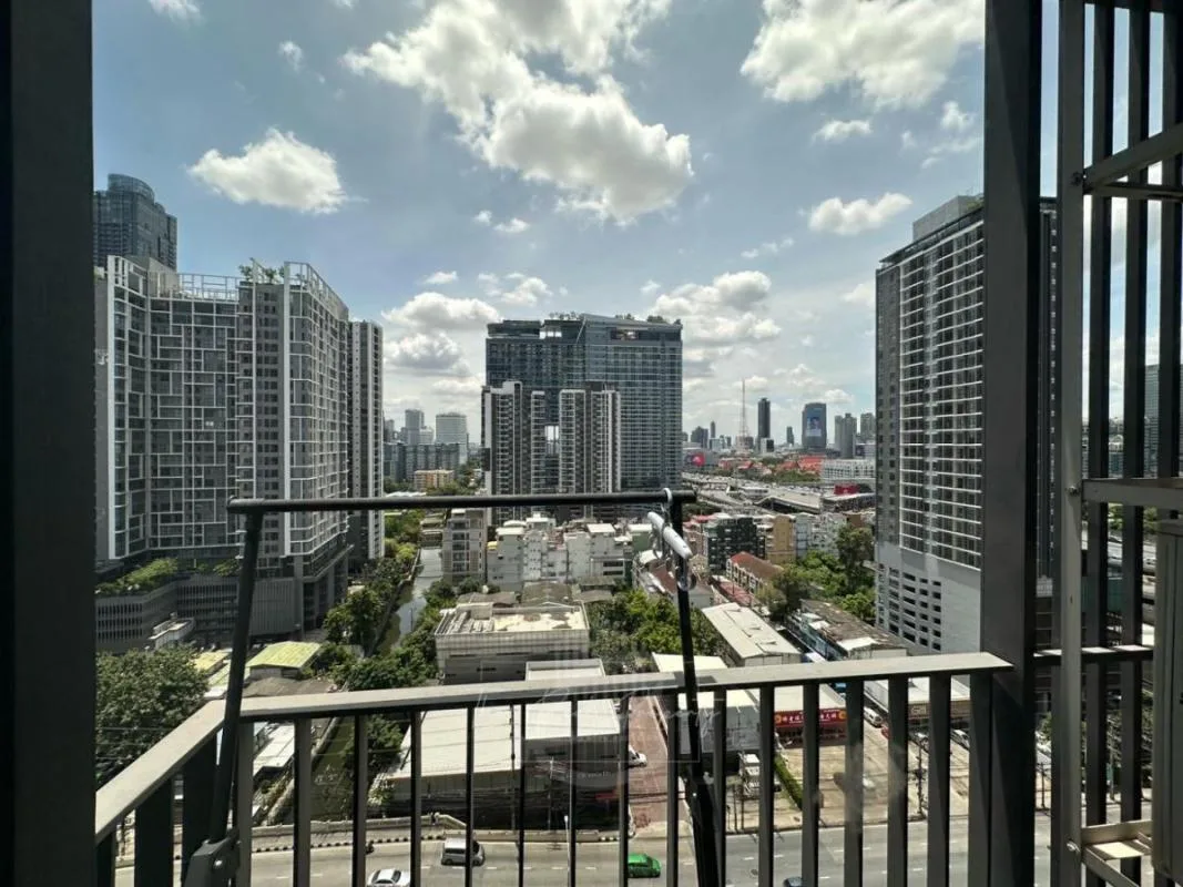 Property photos for LIFE Asoke - Rama 9