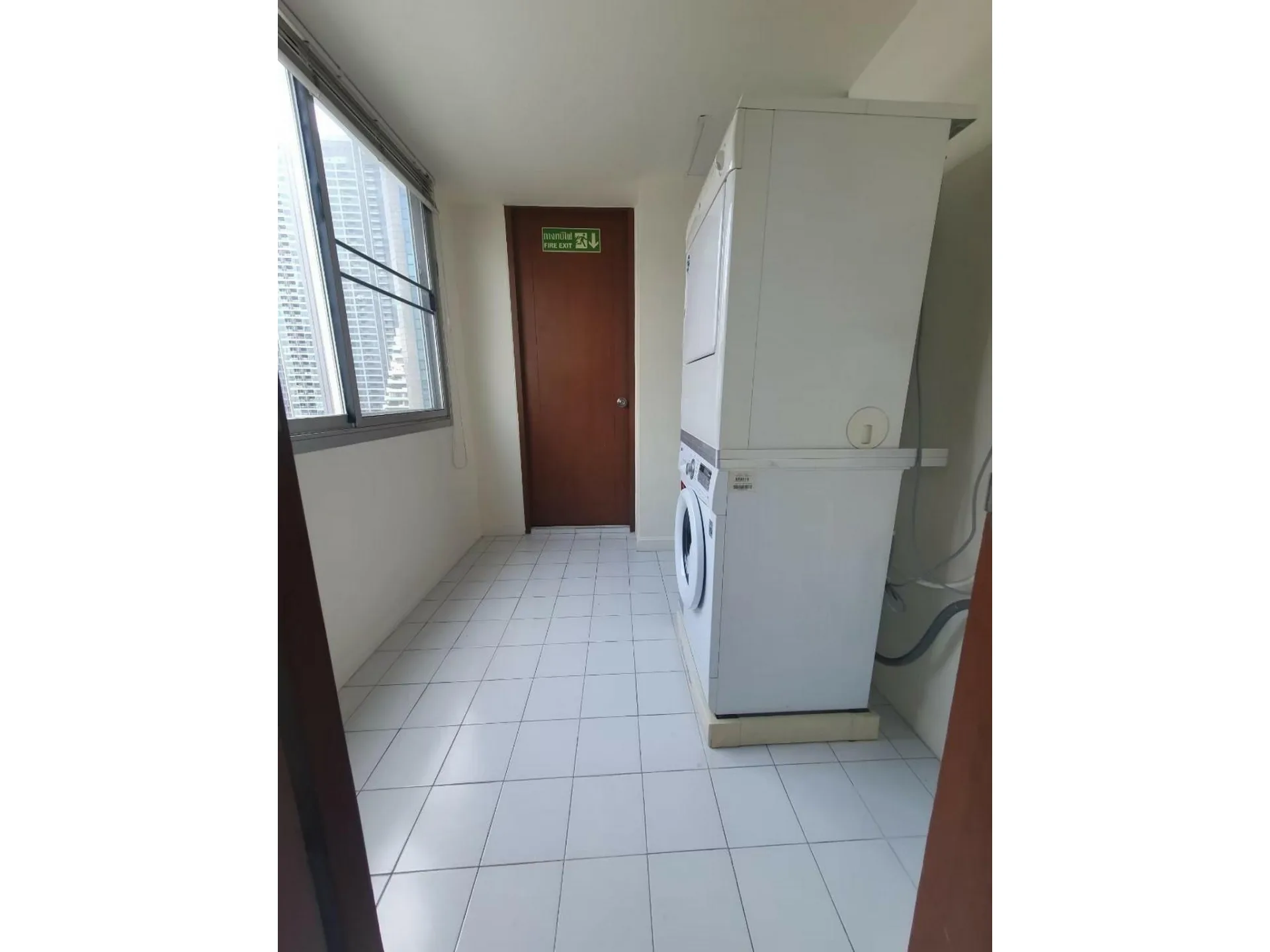 Property photos for Sathorn Gallery Residences