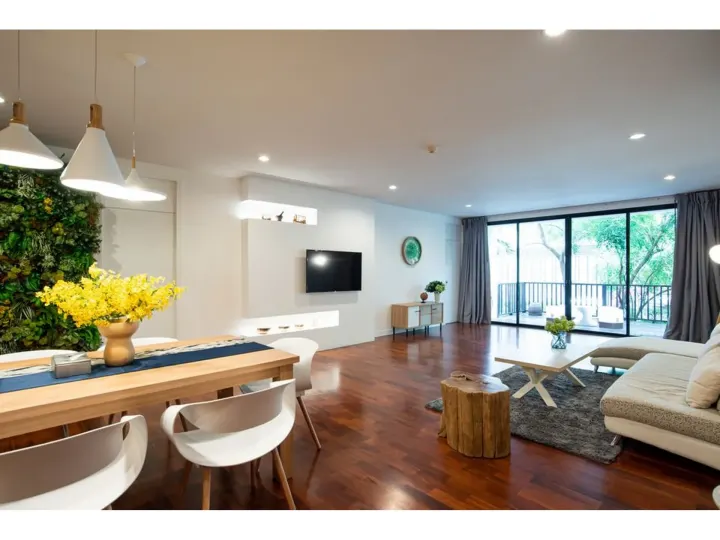 Property photos for Benviar Tonson Residence