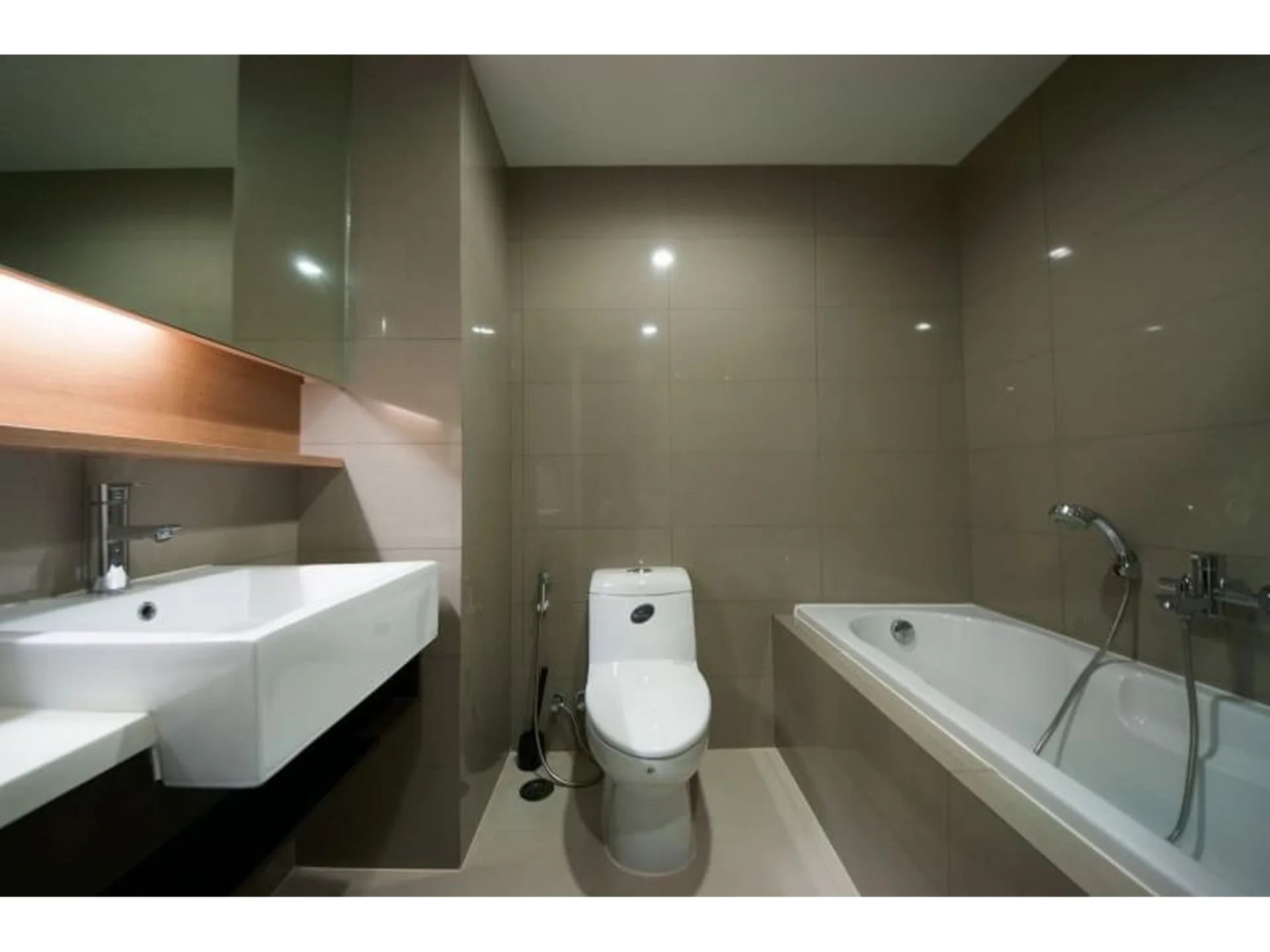 Property photos for 15 Sukhumvit Residences