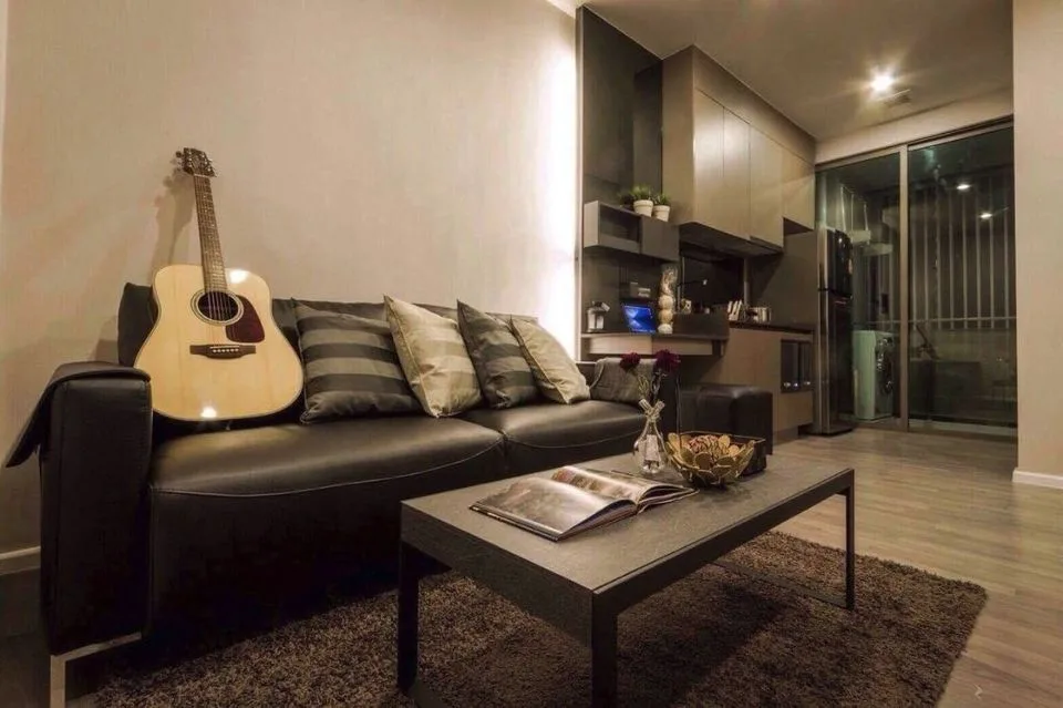 Property photos for The Room Sathorn - St.Louis