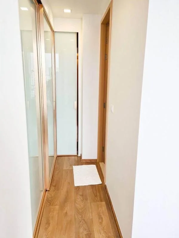 Property photos for Noble BE 33