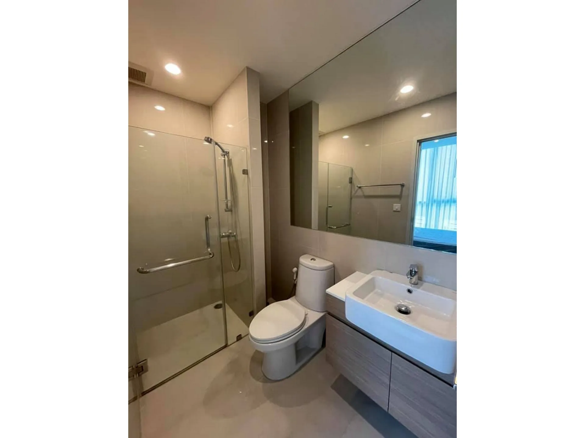 Property photos for Noble Revolve Ratchada