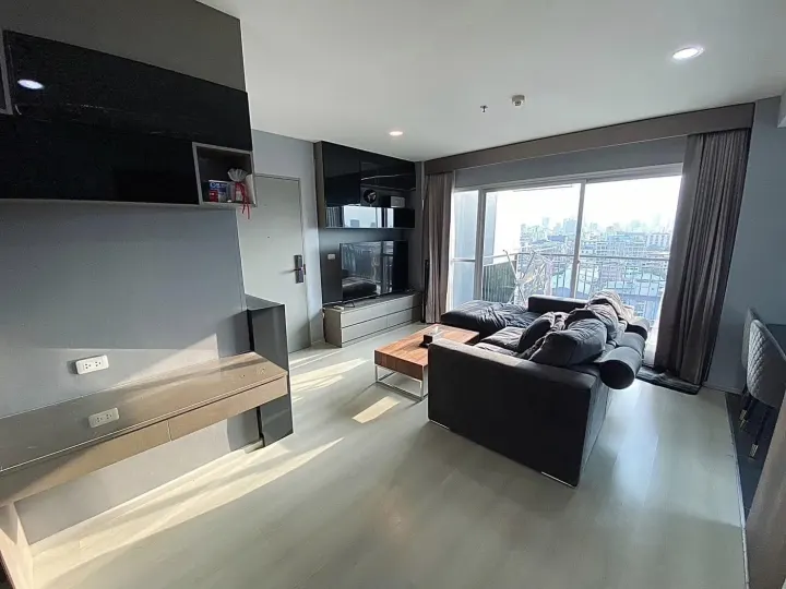 Property photos for Life Ratchadapisek