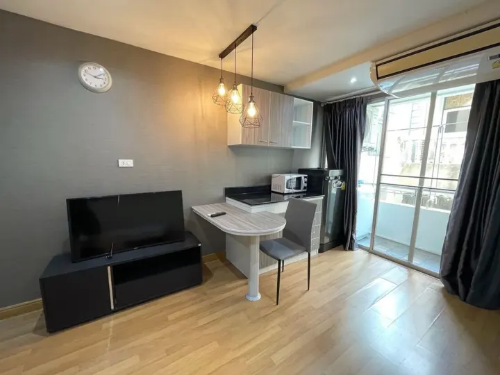 Property photos for 39 Suites
