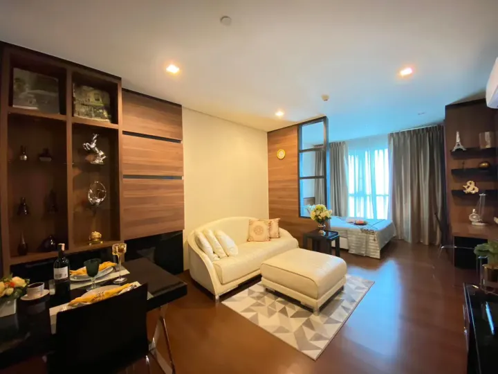Property photos for Ivy Thonglor